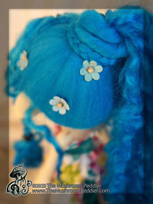 Thumbnail: Wig Sculpture - 6.25 - Teal Pixie Ponytail