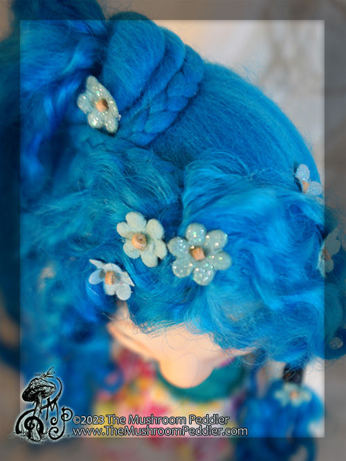 Thumbnail: Wig Sculpture - 6.25 - Teal Pixie Ponytail