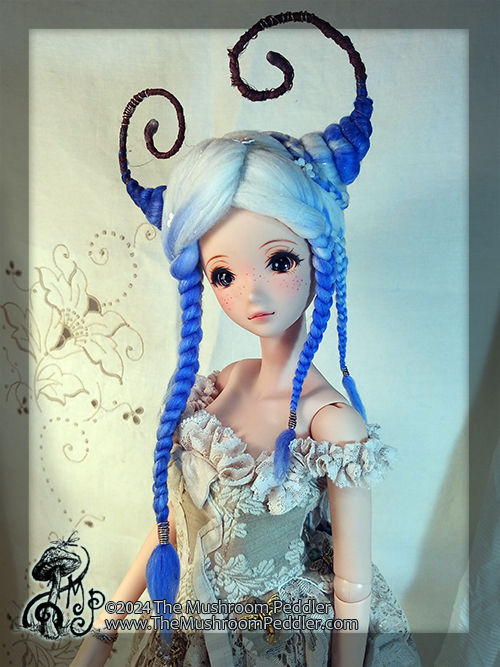 Thumbnail: Wig Sculpture - size 8.25 - Smart Doll/Kaye Wiggs- Blue Sparkle Fairy Swirls
