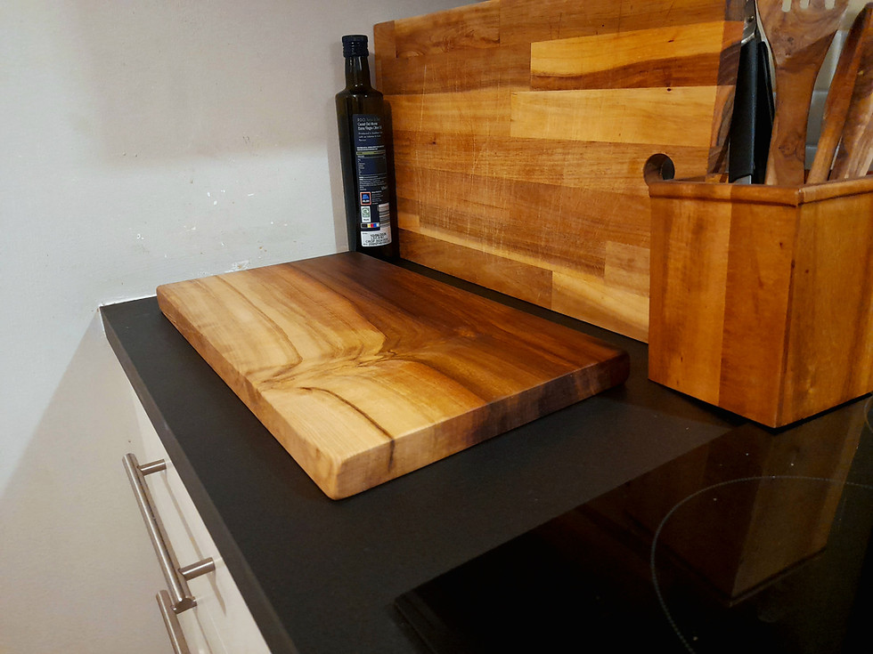 Thumbnail: Tulip Chopping Board