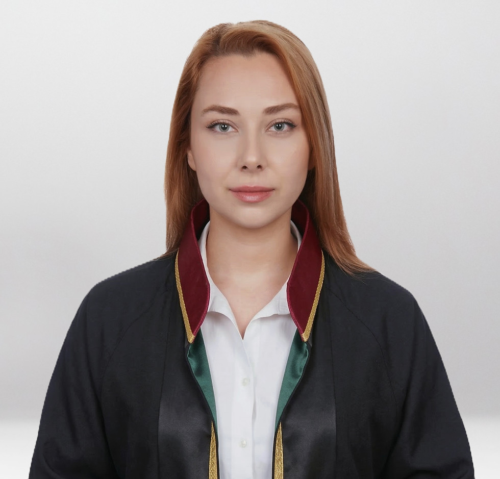 Avukat Buse Akın