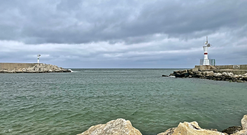 Fenêtre avec vue sur la mer