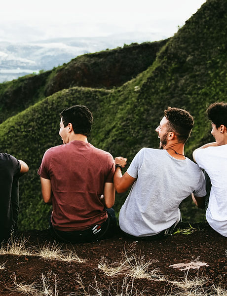 Amigos en una montaña