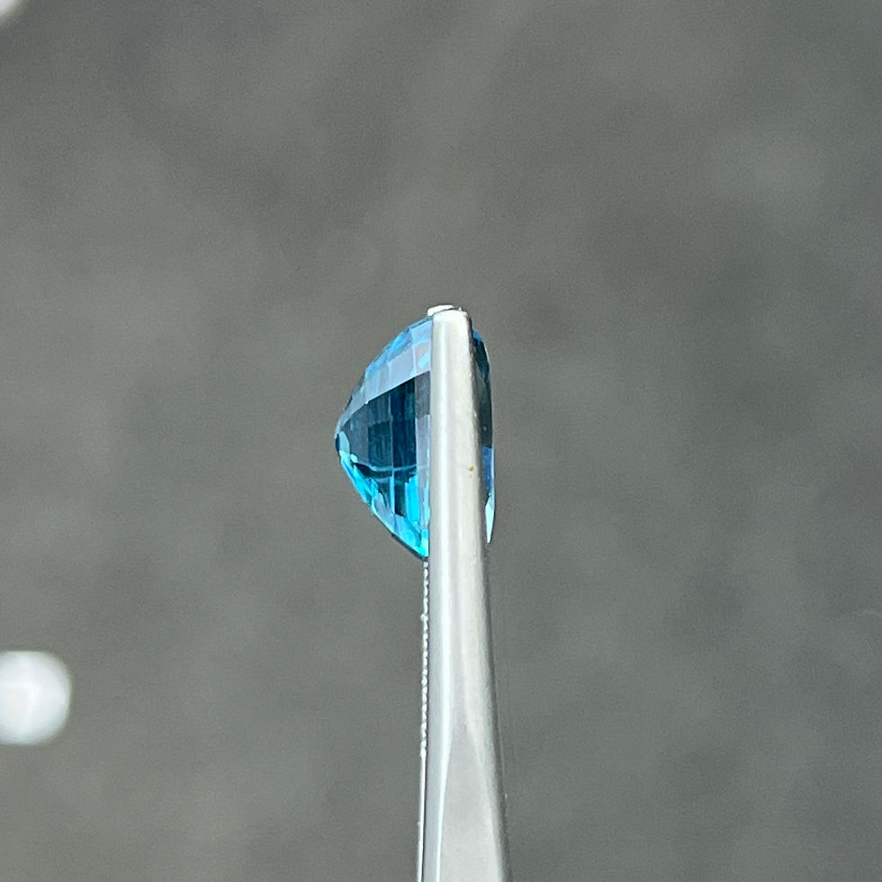Thumbnail: Natural Zircon