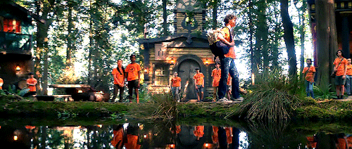 393a57517512396200a7bb83e9caaffb.gif
