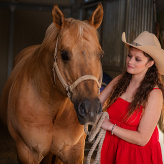 Murrieta Valley HS Senior with a horse in Sage, CA