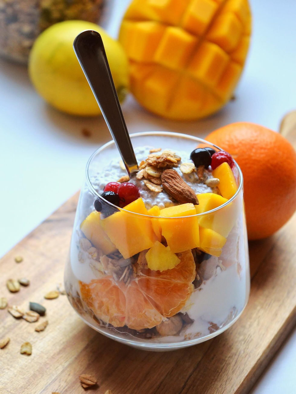Zomerse chia parfait met granola