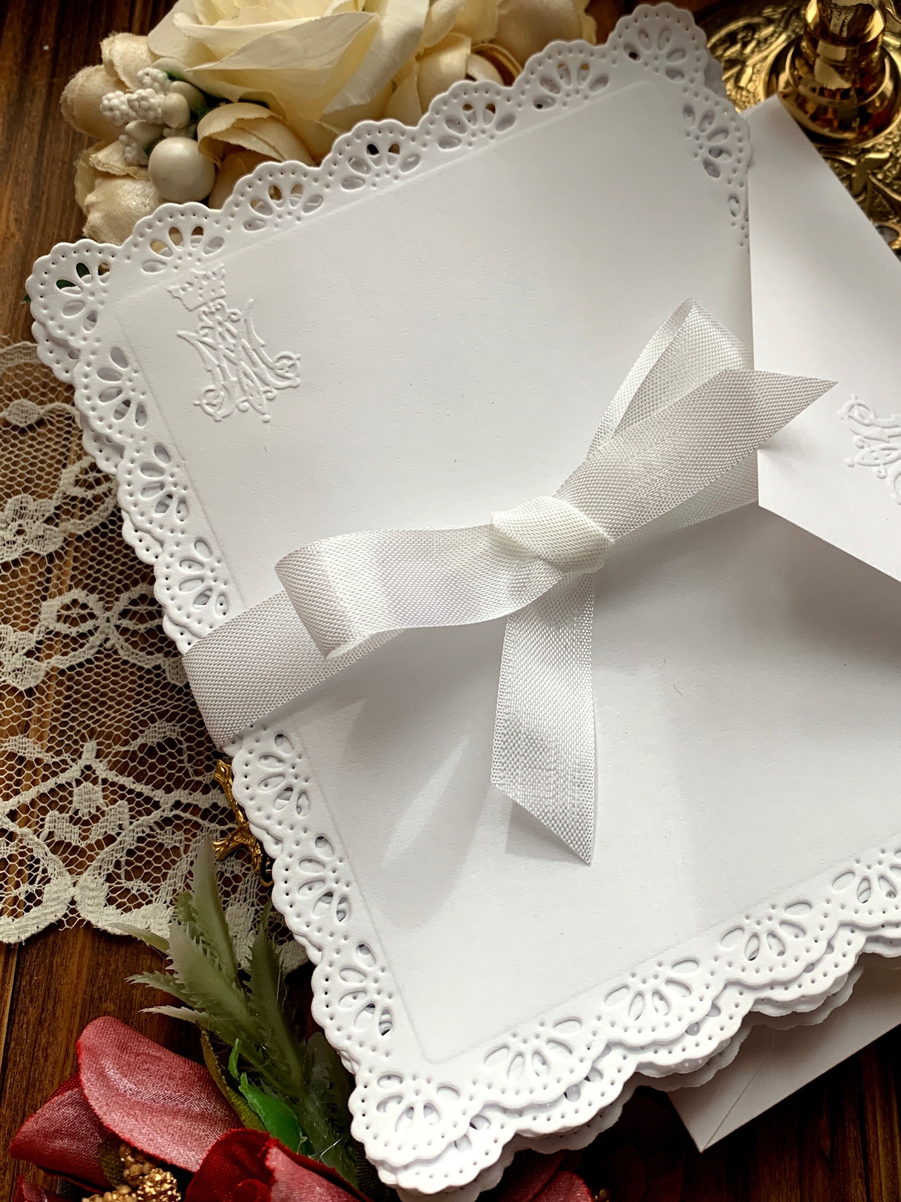 Marian Auspice Chantilly Lace Stationery
