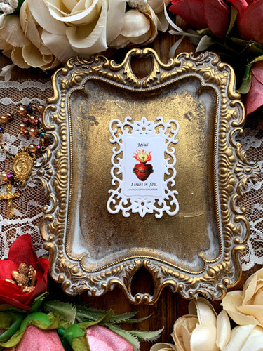 Micro Fleur Sacred Heart paper lace holy card | CatholicPrintPress