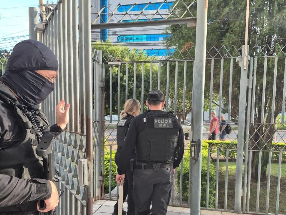 Polícia Civil prende 96 pessoas em 15 operações de combate ao tráfico na região metropolitana