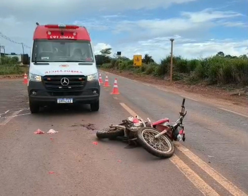 ACIDENTE GRAVE NO ANEL VIÁRIO – Motociclista fica gravemente ferido após bater a cabeça e perder muito sangue