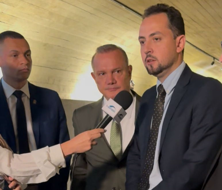 Prefeito Eduardo Sanches busca novos investimentos em Brasília ao lado de Wellington Fagundes