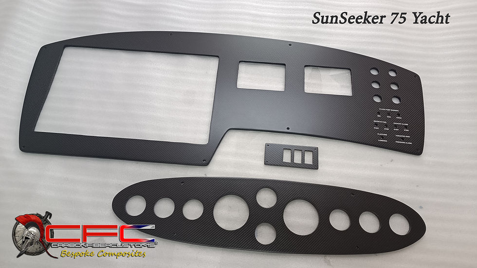 Sunseeker 75 Carbon Fiber Console_1