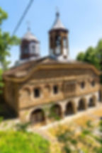 Църква "Свети Никола" в град Дряново, построена от майстор Колю Фичето – архитектурно-строителен и художествен паметник на културата с национално значение