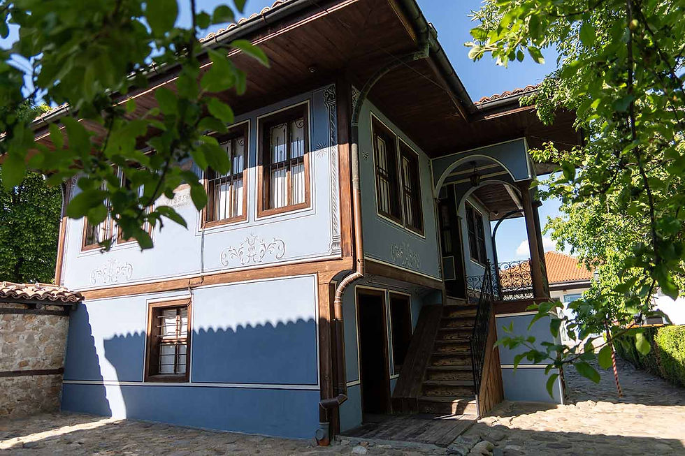 Хаджидимитровата (синя) къща в Панагюрище