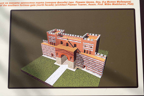 "Камилите" – главна южна крепостна порта на античен град Диоклецианопол и символ на град Хисаря