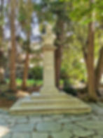 Паметник на Христо Ботев в двора на родния му дом