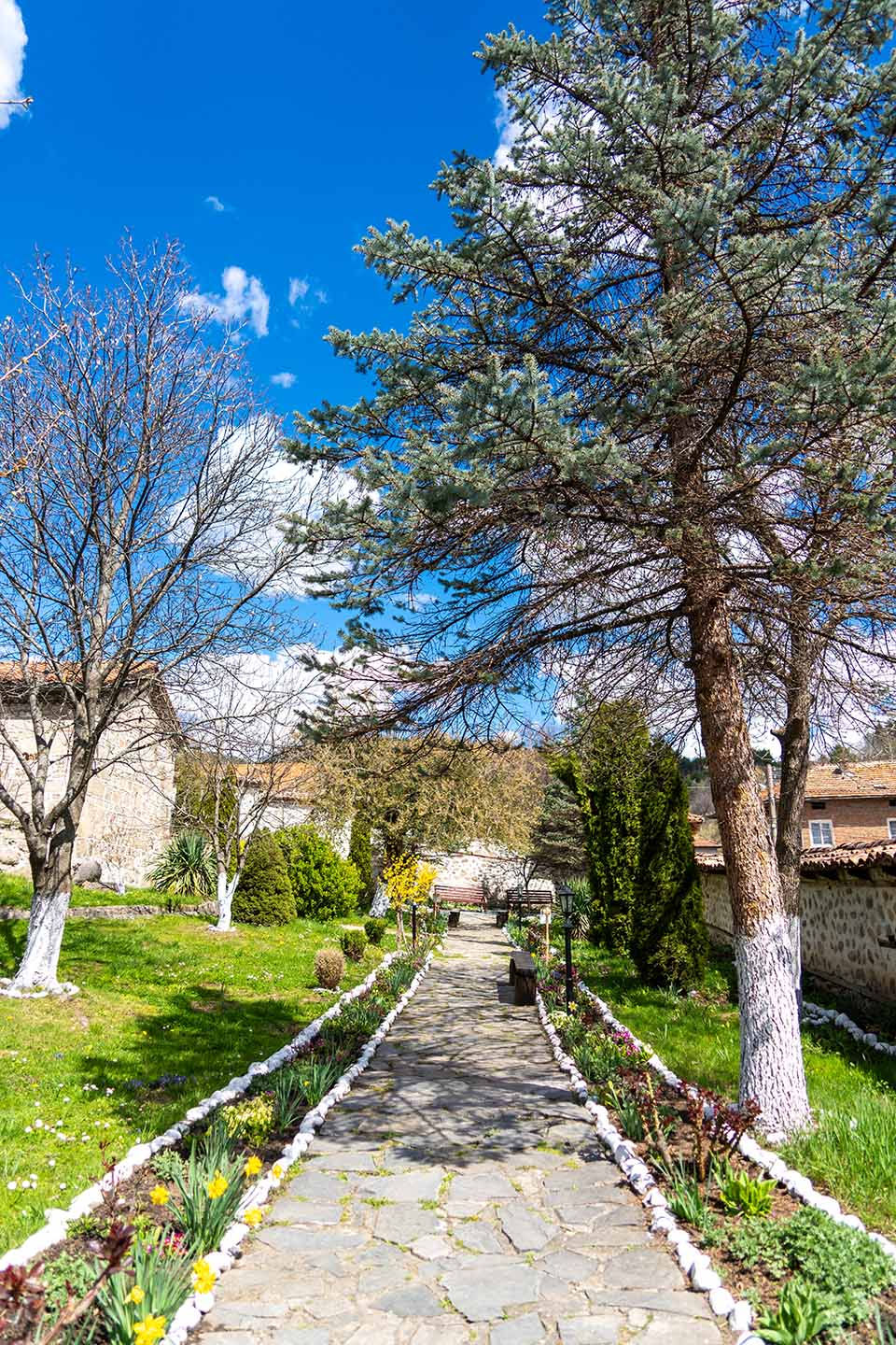 Късносредновековна църква "Св. св. Теодор Тирон и Теодор Стратилат" в село Добърско, област Благоевград