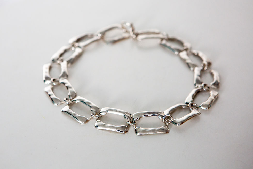 Thumbnail: Chunky rectangle necklace