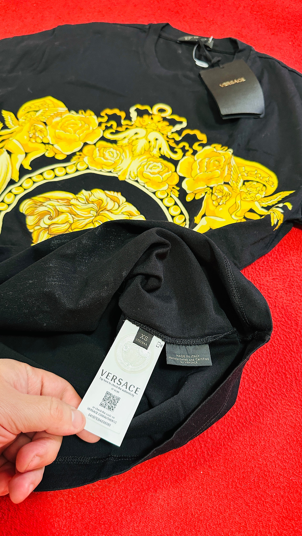 Miniatura: Playera con medusa y barroco floral 