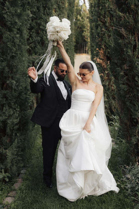 Wildes Paarshooting (Toskana-Flair) im Morrhof Großkarlbach (Pfalz). Hochzeitsfotograf Sandy Schuster.