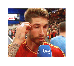 tumblr_mc1i0t2IIS1qd59vmo3_250.gif