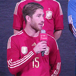 tumblr_mw85s5c6Az1rlzoy7o4_250.gif
