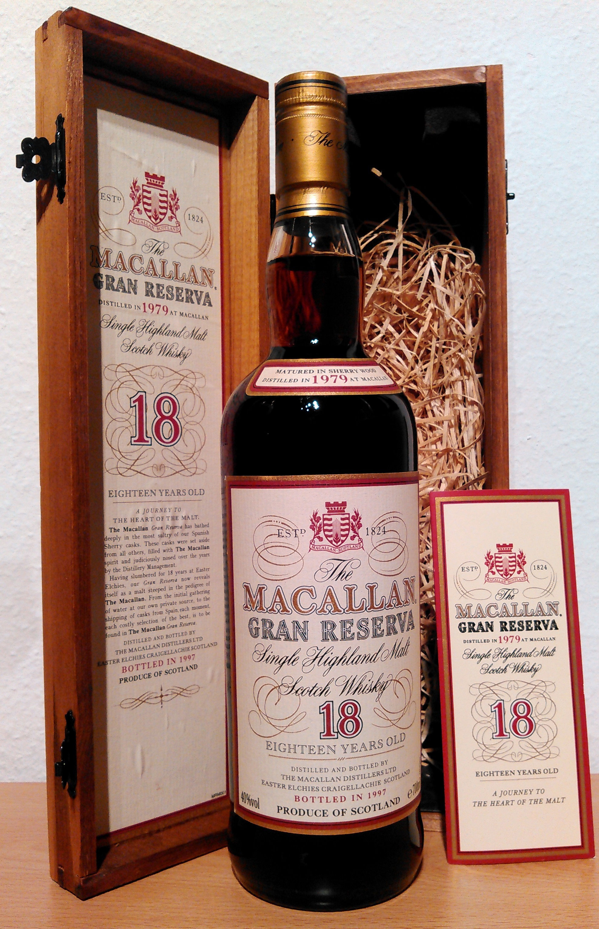 Macallan Gran Reserva 18 Jahre Single Malt Whisky in Holzbox