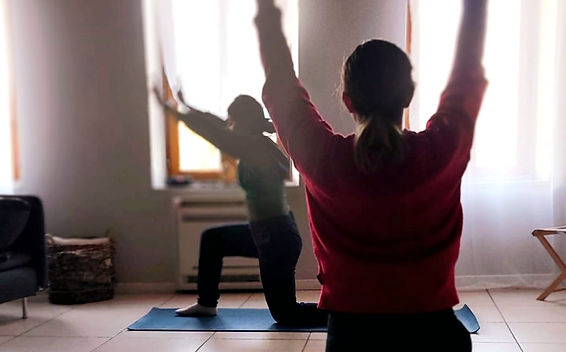 arriere plan yoga.jpeg