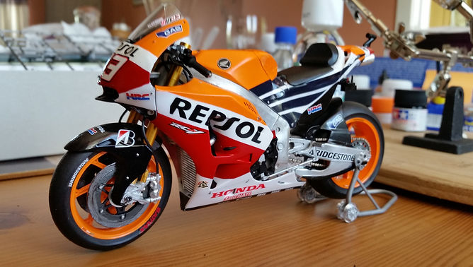 Repsol Honda RC213V4.jpg