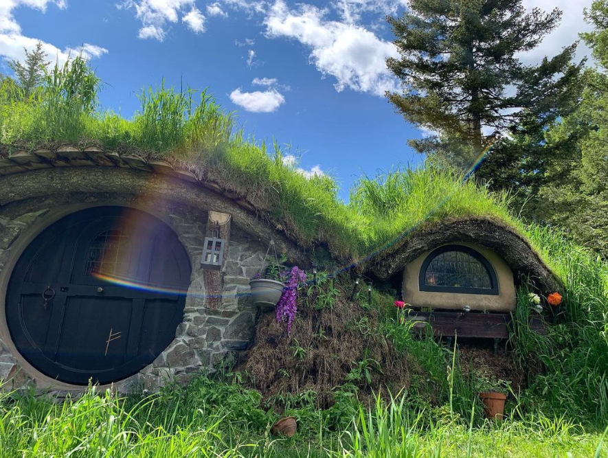 Photo of the dwelling at Second Breakfast Hideaway, British Columbia, Canada