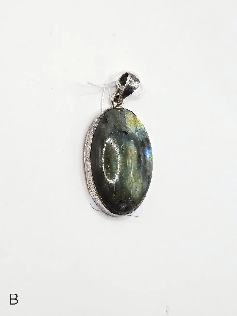 Thumbnail: Labradorite Oval Pendant