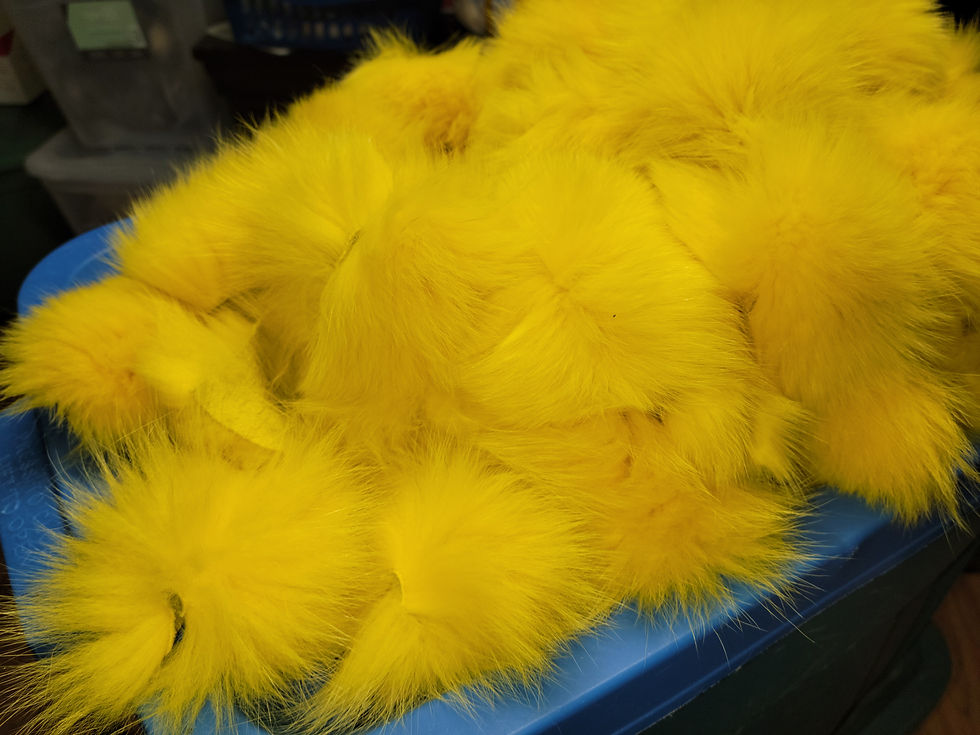 Miniature : Renard Shadow Fox Teint Jaune AAA