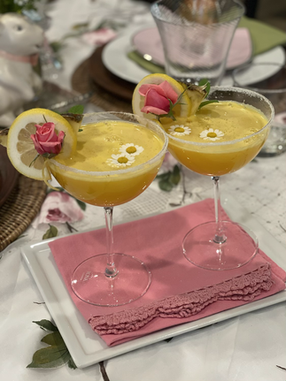 Pineapple Margaritas in Spring!