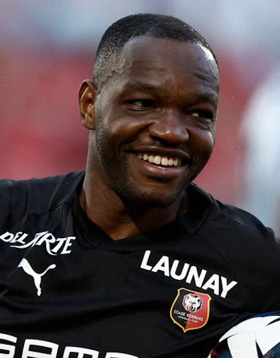 Steve-Mandanda-Rennes-.jpg