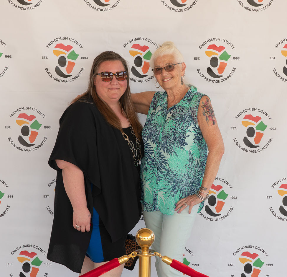 Red & White Banquet 2023 - Red Carpet-23.jpg