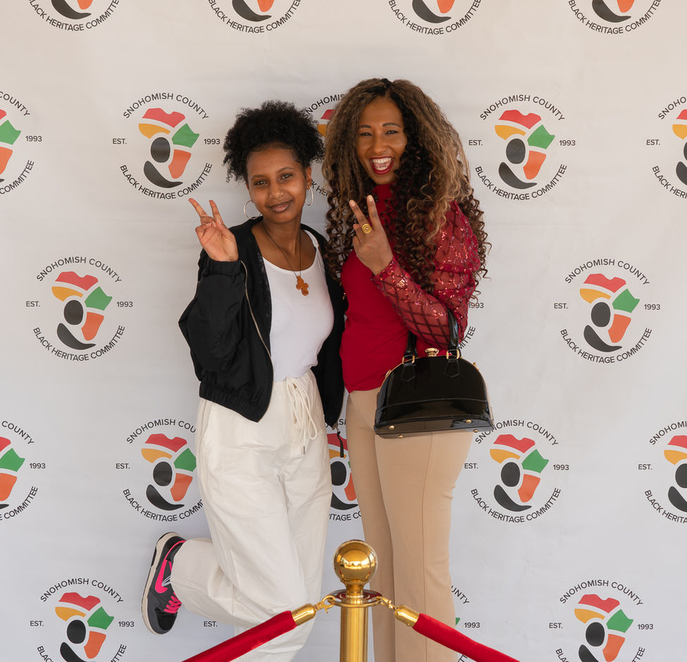 Red & White Banquet 2023 - Red Carpet-22.jpg