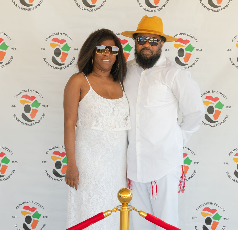 Red & White Banquet 2023 - Red Carpet-14.jpg