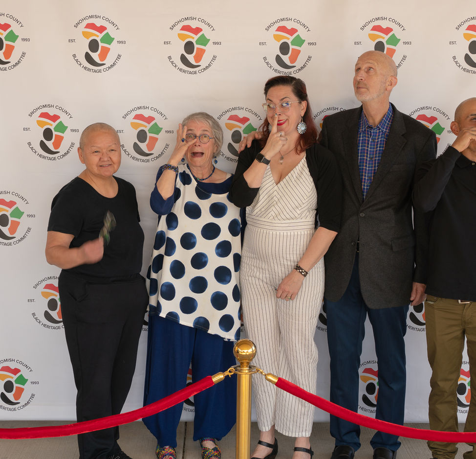 Red & White Banquet 2023 - Red Carpet-29.jpg