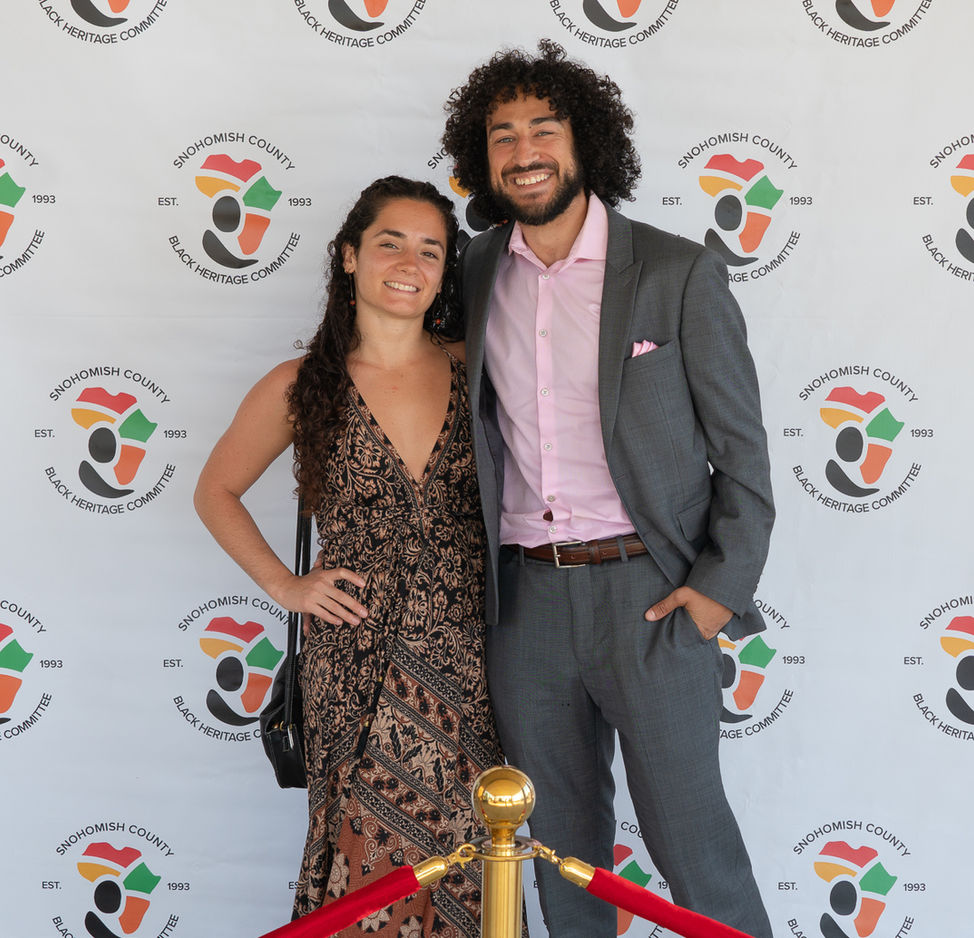 Red & White Banquet 2023 - Red Carpet-16.jpg