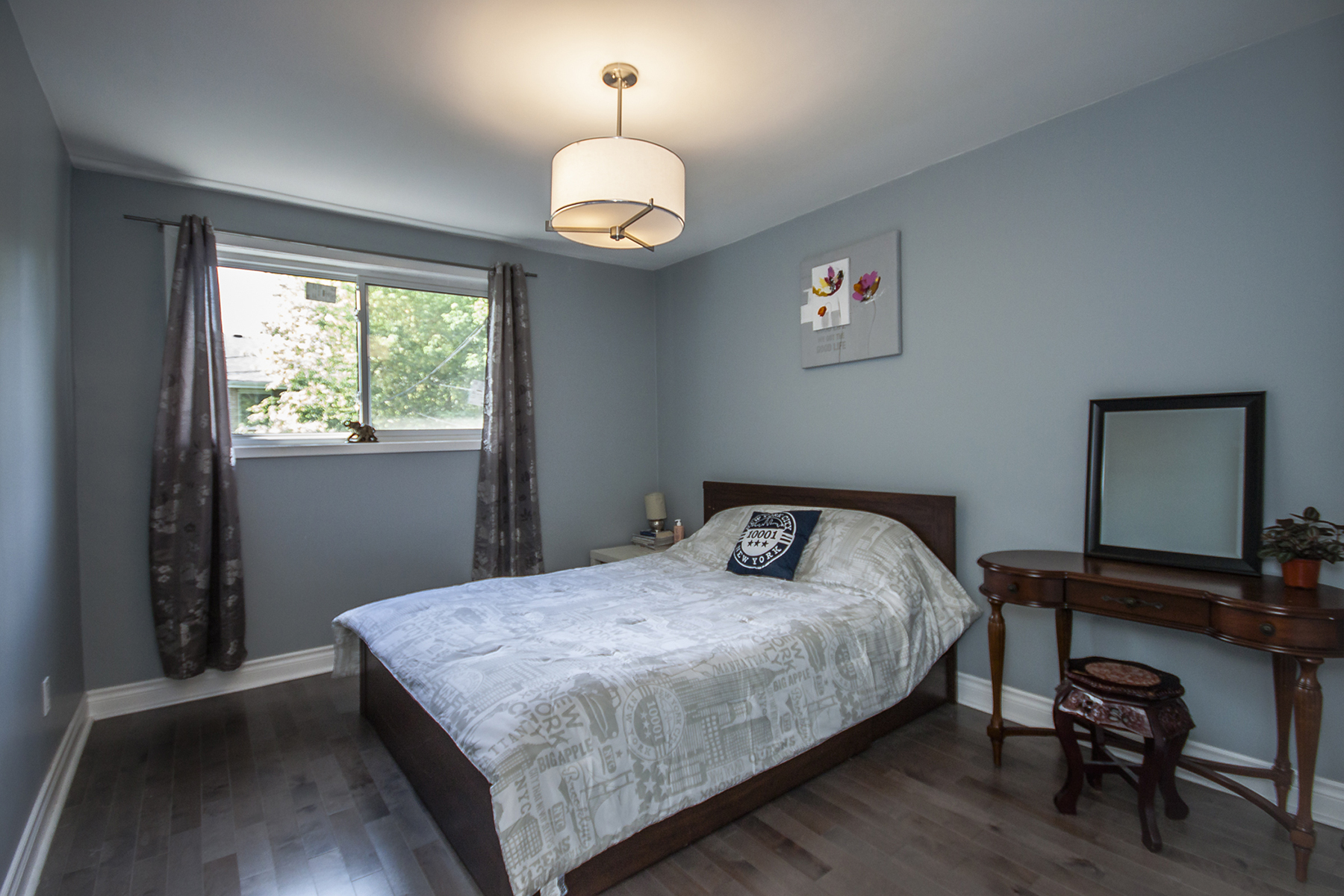 Blue Bedroom and Flooring