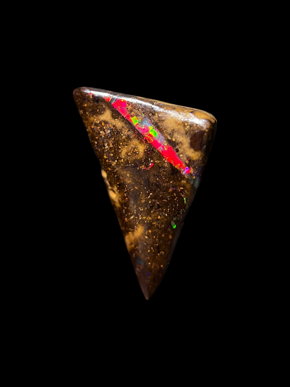 Opale Boulder 10.2ct percé B103