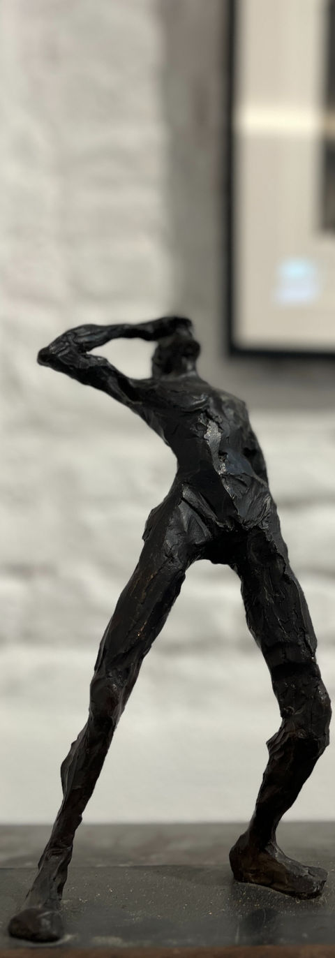 IMG_5153_edited.jSarah Bourlard  I  Sculptures en terre, bronze et bois I  Sculptures in clay, bronze and wood.pg