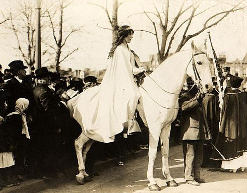 Inez_Milholland_1913.jpg