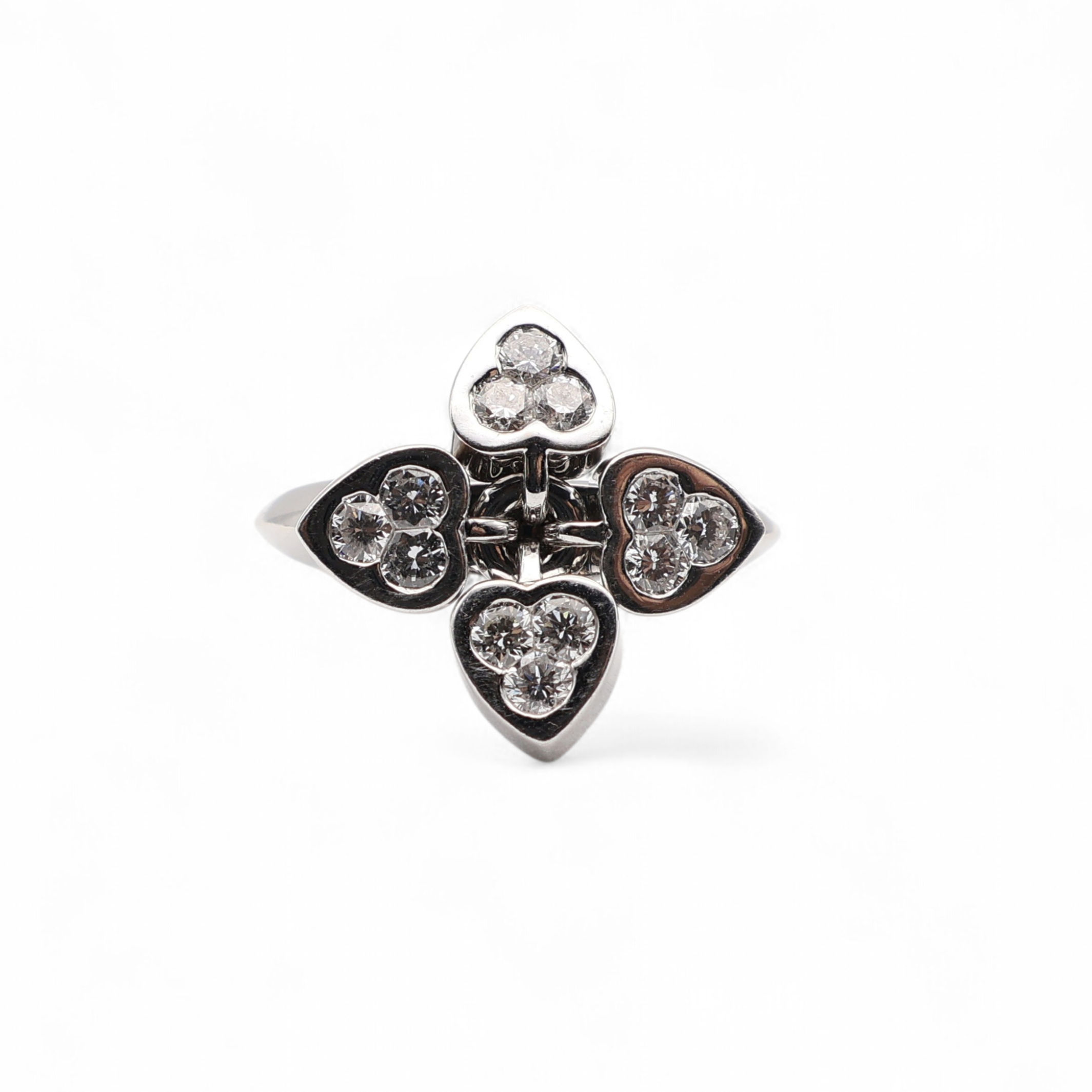 18ct White Gold Diamond Petal Cluster Ring – Articulated Design