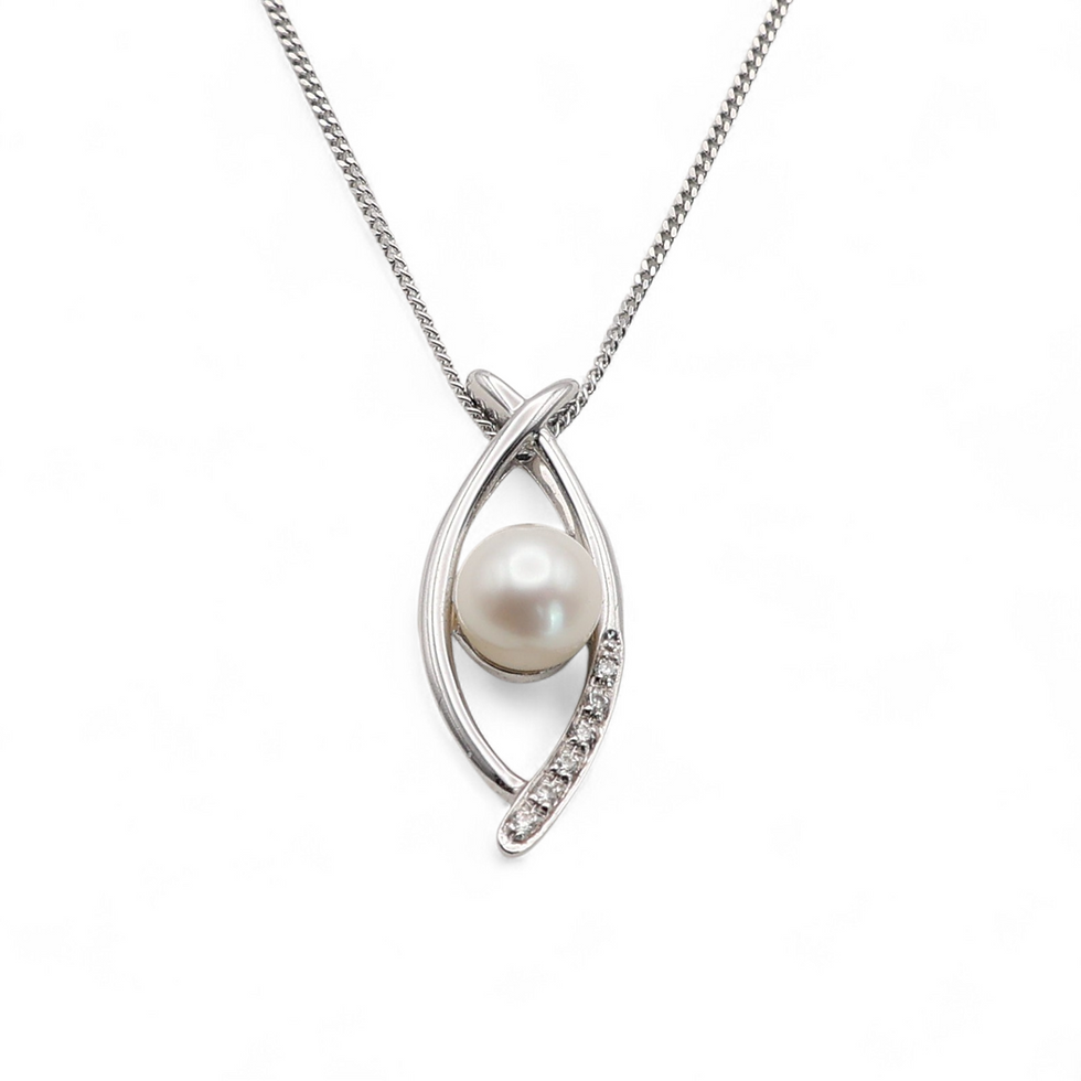 9ct White Gold Pearl & Diamond Pendant