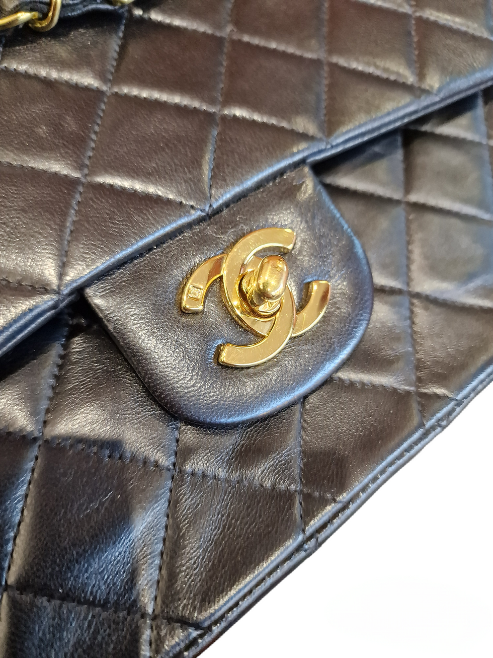 Thumbnail: Chanel Classic Double Flap Medium - Lambskin