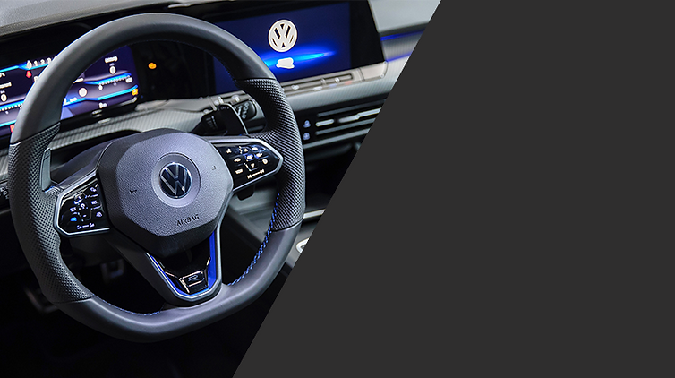 Nettoyage automobile compacte  Bordeaux Pessac Nettoyage intérieur et extérieur de véhicules à domicile Bordeaux Pessac Nettoyage de véhicules à domicile Bordeaux Pessac