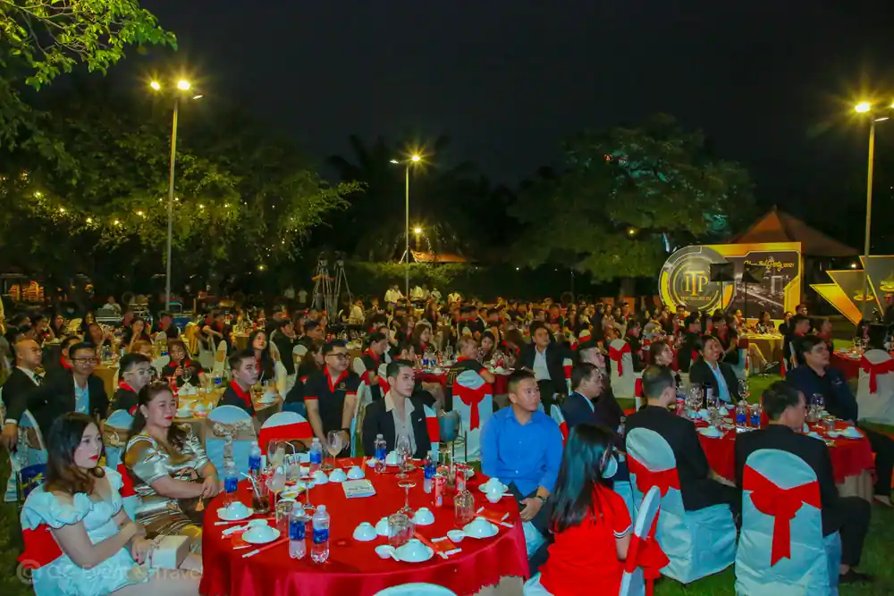 công ty tổ chức sự kiện, tổ chức year end party