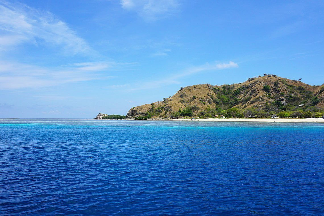 2 DAYS 1 NIGHT KOMODO ISLAND RINCA ISLAND ADVENTURE TOUR PACKAGE